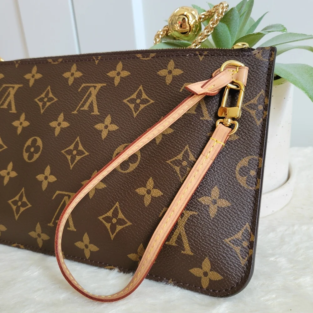 Louis Vuitton Neverfull Clutch Wristlet Crossbody - Monogram